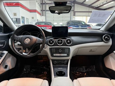 Used 2019 Mercedes-Benz CLA 250 4MATIC image 20