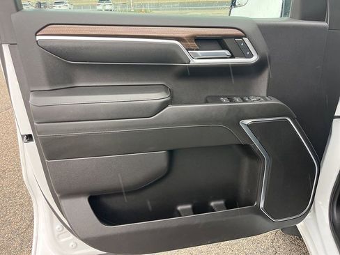 Used 2022 Chevrolet Silverado 1500 RST image 25