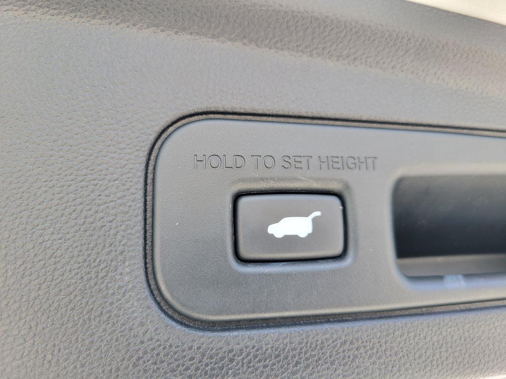 Certified 2023 Acura MDX w/ Technology Package FWD image 9
