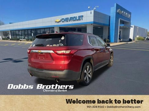 Used 2020 Chevrolet Traverse LT w/ LT Premium Package FWD image 8