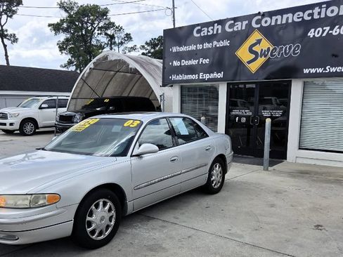 Used 2003 Buick Regal LS w/ LS Luxury Plus Package FWD image 2