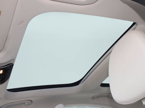 Used 2026 Mercedes-Benz E 350 4MATIC Sedan image 15