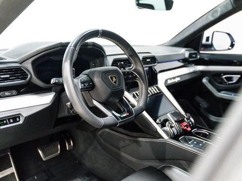 Used 2020 Lamborghini Urus image 93