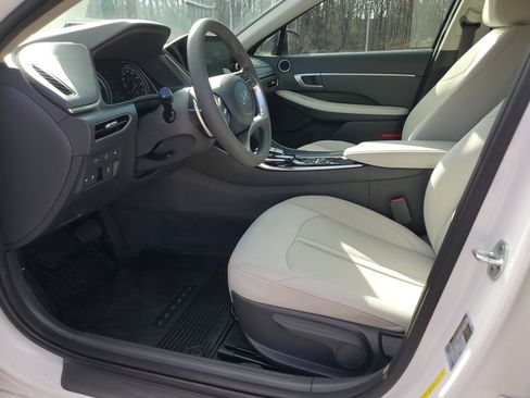 Used 2021 Hyundai Sonata Blue image 16