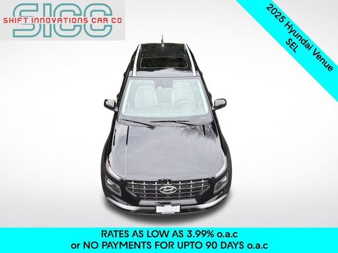 Used 2025 Hyundai Venue SEL FWD image 9