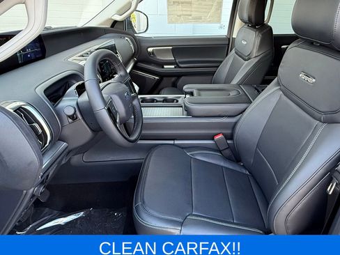 Used 2025 Ford Expedition Platinum AWD/4WD image 16