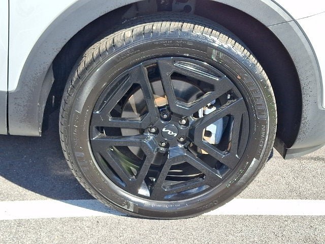 Used 2024 Kia Telluride EX X-Line AWD/4WD image 8