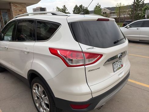Used 2015 Ford Escape Titanium AWD/4WD image 4
