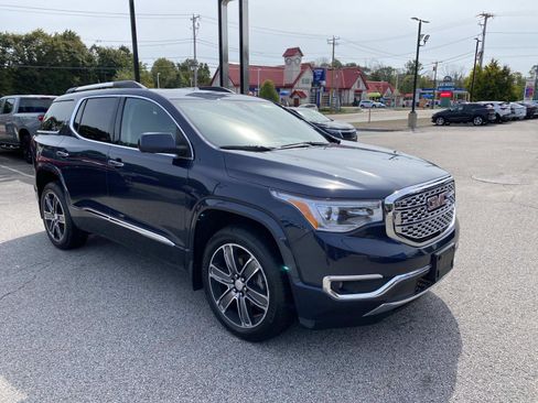 Used 2019 GMC Acadia Denali w/ Technology Package image 8