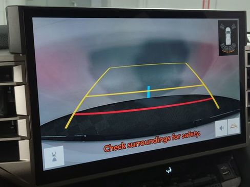 Used 2025 Toyota Tundra Limited image 18