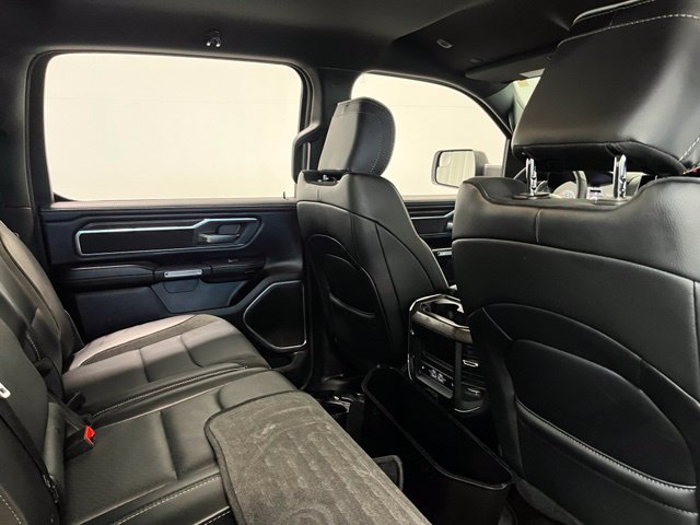Used 2025 RAM 1500 Laramie AWD/4WD image 15