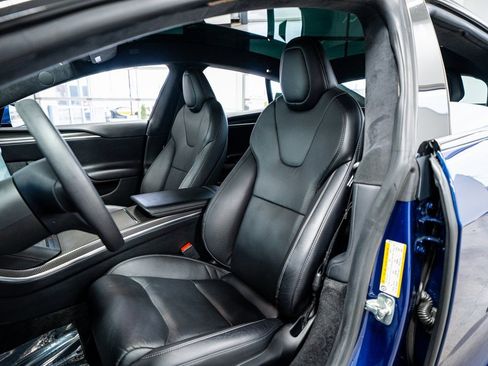 Used 2021 Tesla Model S Plaid image 35