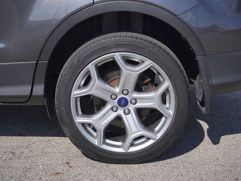 Used 2017 Ford Escape Titanium AWD/4WD image 11