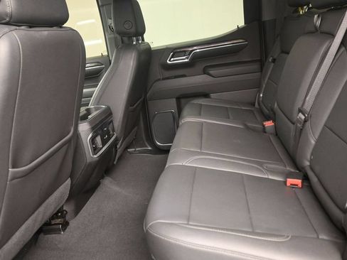 Used 2024 Chevrolet Silverado 1500 LTZ RWD image 15