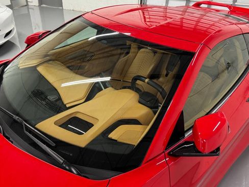 Used 2020 Chevrolet Corvette Stingray Premium Cpe w/ 3LT Preferred Equipment Group RWD image 26