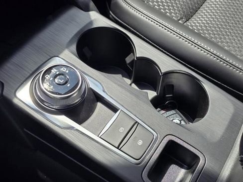 New 2024 Ford Escape SE image 26