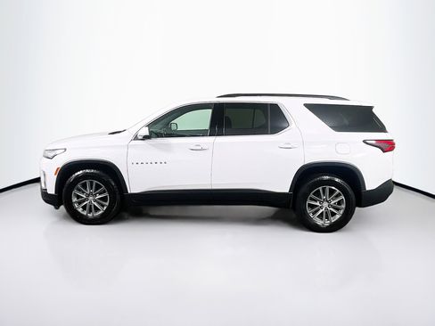 Used 2023 Chevrolet Traverse LT image 4