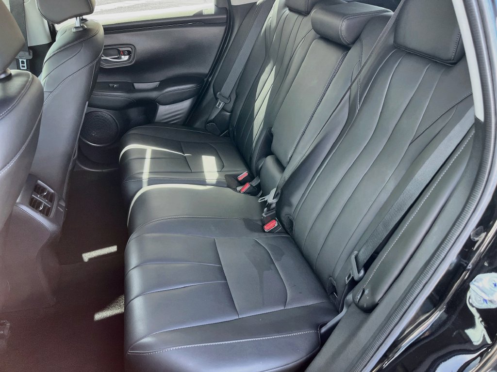 Used 2025 Acura ADX FWD image 24