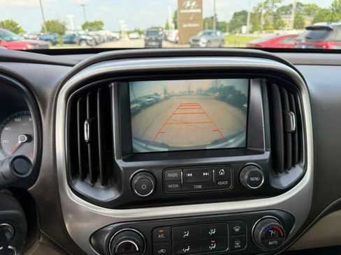 Used 2017 GMC Canyon SLT w/ Driver Alert Package AWD/4WD image 13