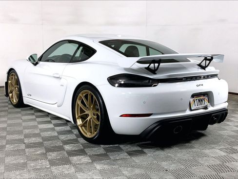 Certified 2020 Porsche 718 Cayman GT4 RWD image 3