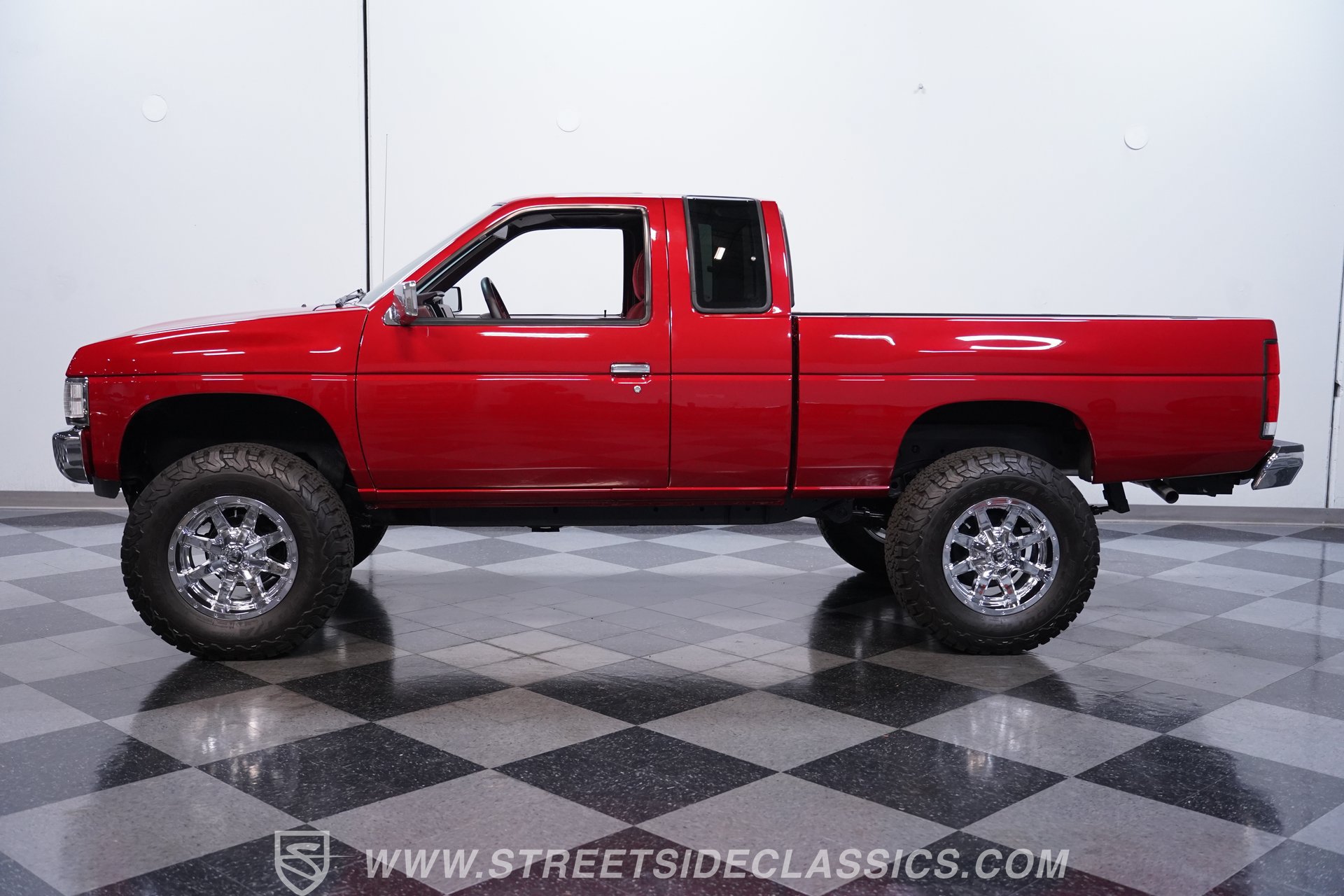 Used 1991 Nissan Pickup 4x4 King Cab V6 image 2