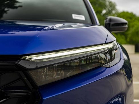 Used 2023 Honda CR-V Sport image 11