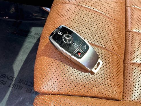 Used 2018 Mercedes-Benz E 400 Coupe image 34