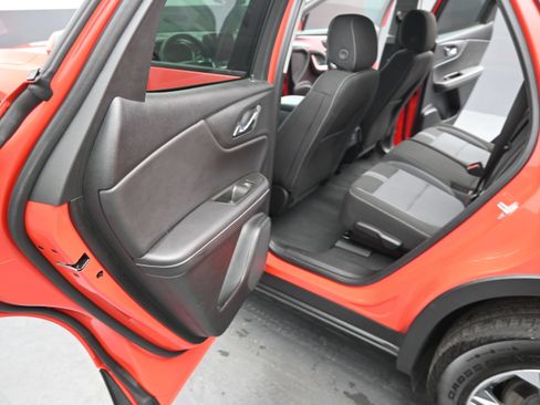 Used 2025 Chevrolet Blazer LT AWD/4WD image 15