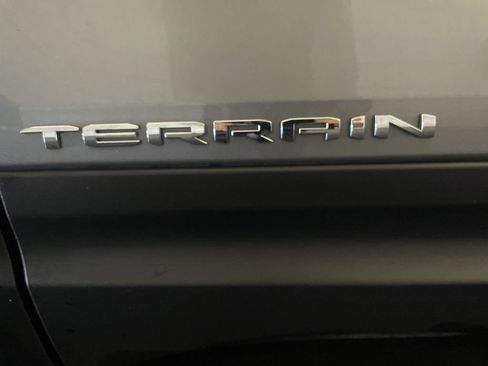Used 2024 GMC Terrain SLE w/ Driver Convenience Package AWD/4WD image 24