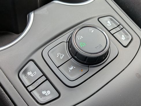 Used 2021 GMC Terrain SLE w/ Driver Convenience Package AWD/4WD image 31