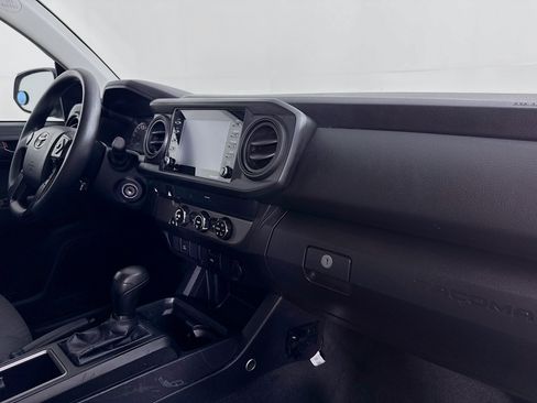 Used 2022 Toyota Tacoma SR image 25
