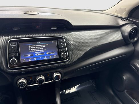 Used 2022 Nissan Kicks S FWD image 24