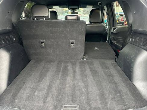 Used 2024 Ford Escape ST-Line image 19
