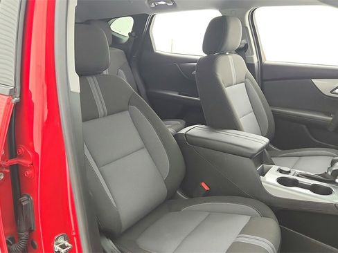 Certified 2023 Chevrolet Blazer LT w/ Convenience Package image 32
