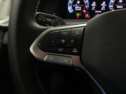 New 2026 Volkswagen Tiguan SE AWD/4WD image 44