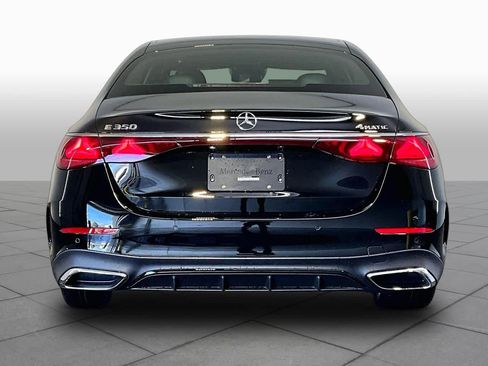 New 2026 Mercedes-Benz E 350 4MATIC Sedan image 4