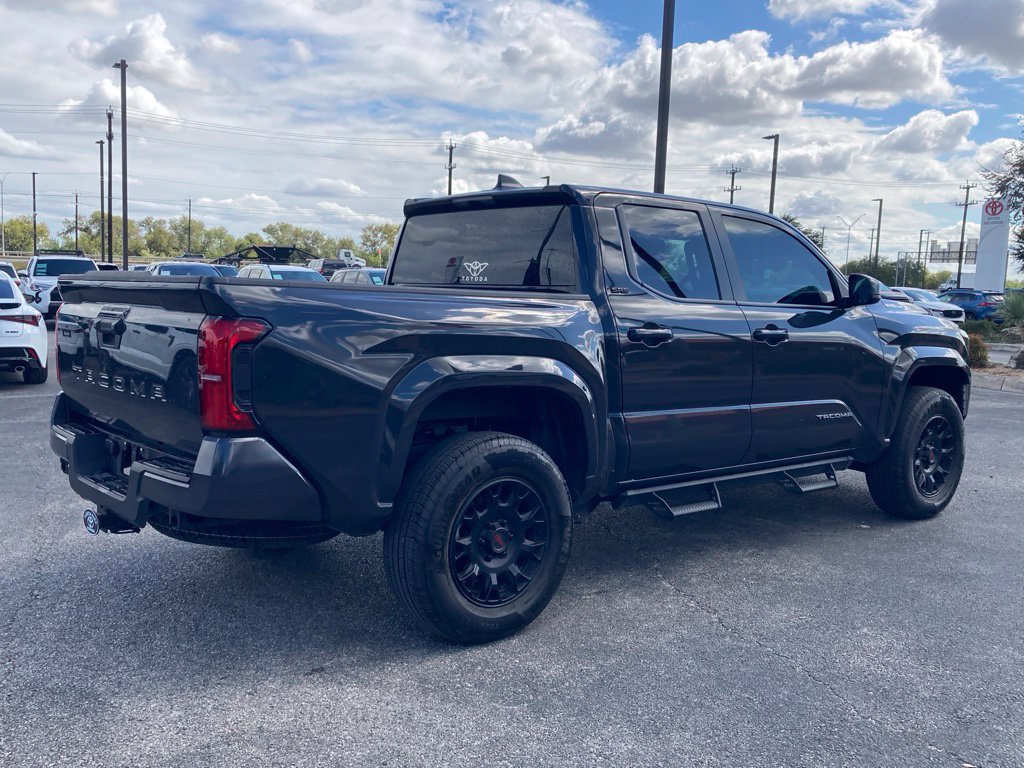Used 2025 Toyota Tacoma SR5 RWD image 5