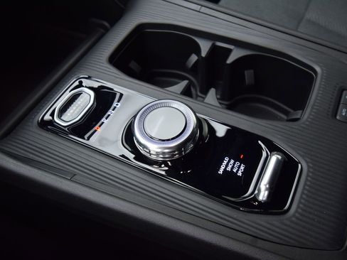 New 2026 Jeep Cherokee Laredo AWD/4WD image 22