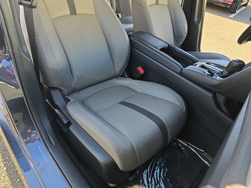 Used 2019 Honda Civic EX-L image 16