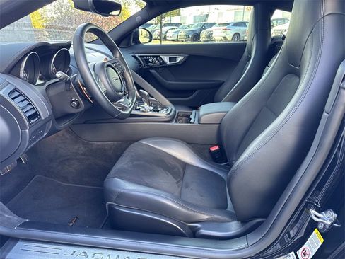 Used 2016 Jaguar F-TYPE S image 15