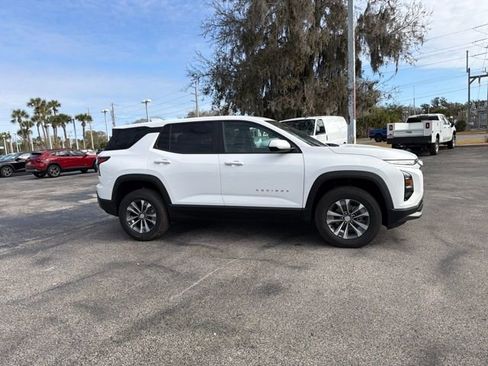New 2026 Chevrolet Equinox LT FWD image 18