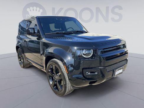 Used 2023 Land Rover Defender 90 V8 image 10