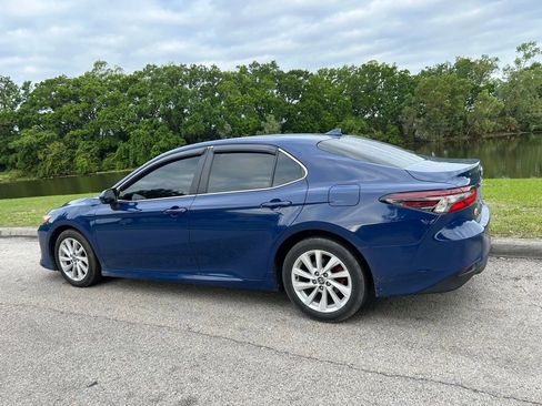 Used 2023 Toyota Camry LE image 3