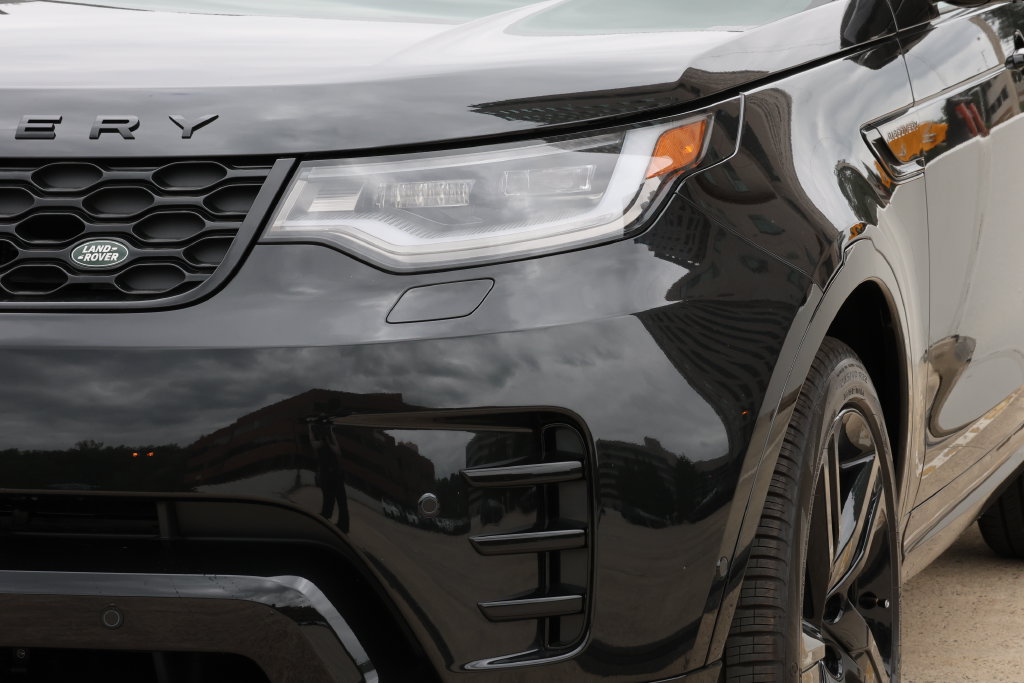 New 2026 Land Rover Discovery Dynamic SE AWD/4WD image 5