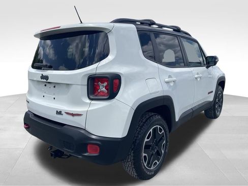 Used 2017 Jeep Renegade Trailhawk AWD/4WD image 13