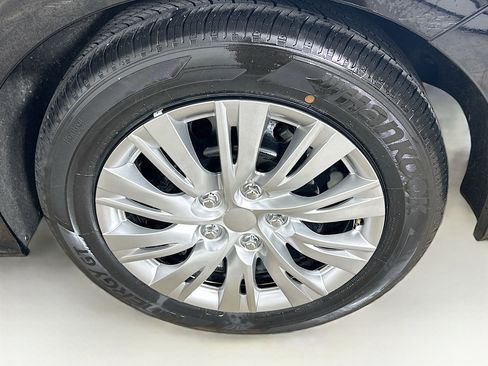 Used 2025 Honda Civic LX image 11
