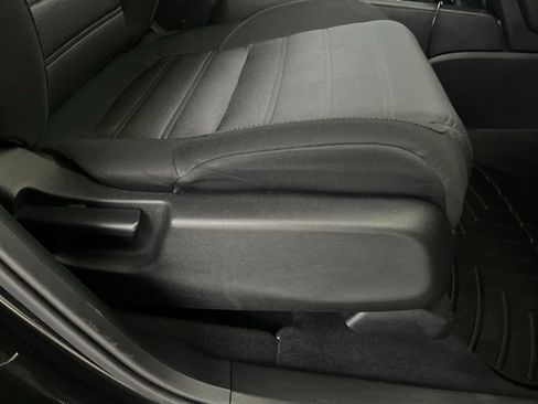 Used 2018 Honda CR-V EX image 57