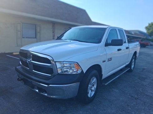Used 2017 RAM 1500 Tradesman w/ Chrome Appearance Group AWD/4WD image 2