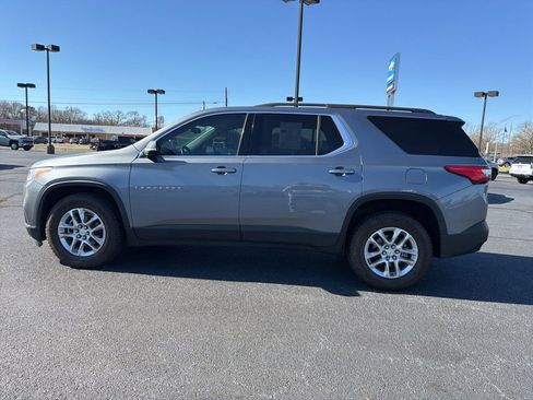 Used 2020 Chevrolet Traverse LT image 5