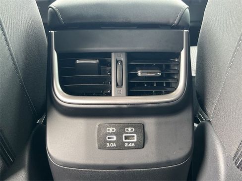 Certified 2025 Subaru Outback Premium w/ Popular Package #1A image 28